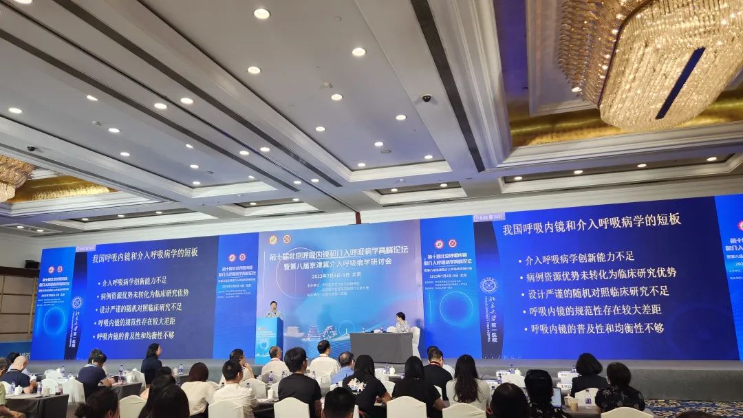 1700012479437 1700012479437